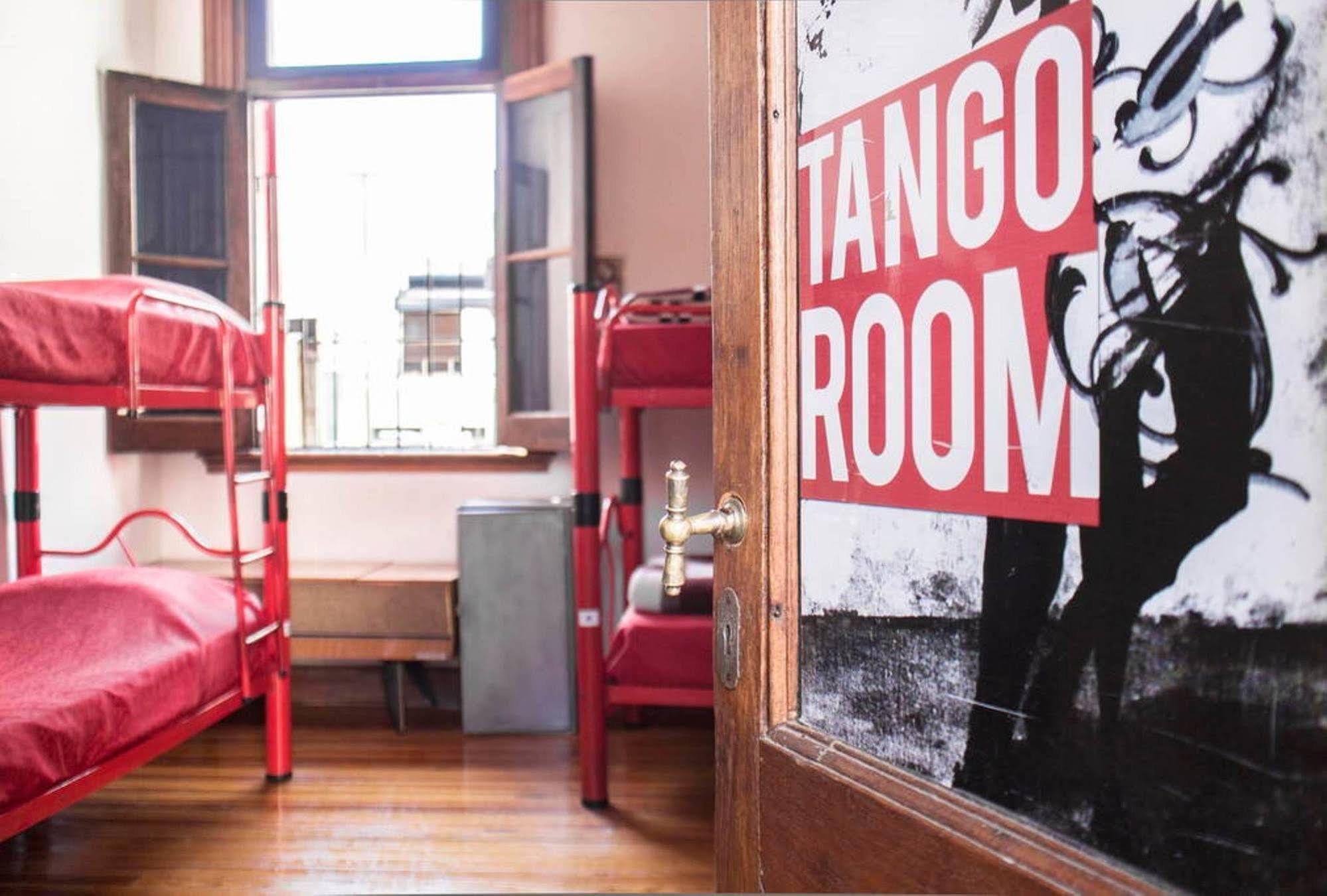 Play Hostel Soho Буэнос-Айрес Экстерьер фото